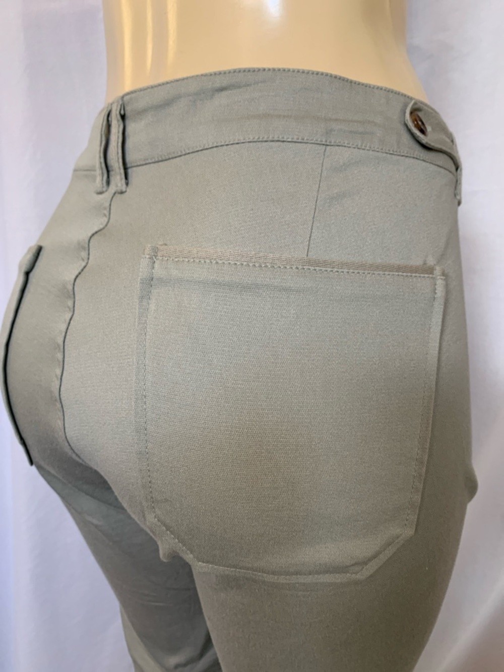 FINAL PRICE DEMOCRACY Jeans Women’s Utility Pants Size 18W Green Raw Hems NWOT